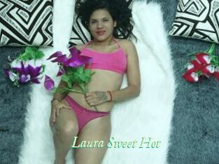 Laura_Sweet_Hot