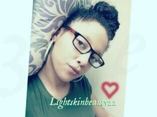 Lightskinbeauty22