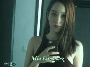 Mia_Fernandez