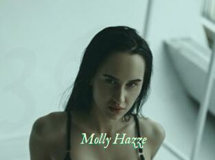 Molly_Hazze