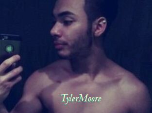 Tyler_Moore