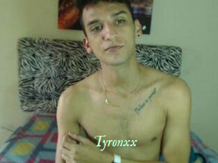 Tyronxx