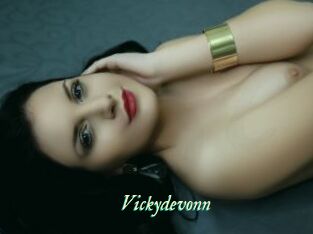 Vickydevonn